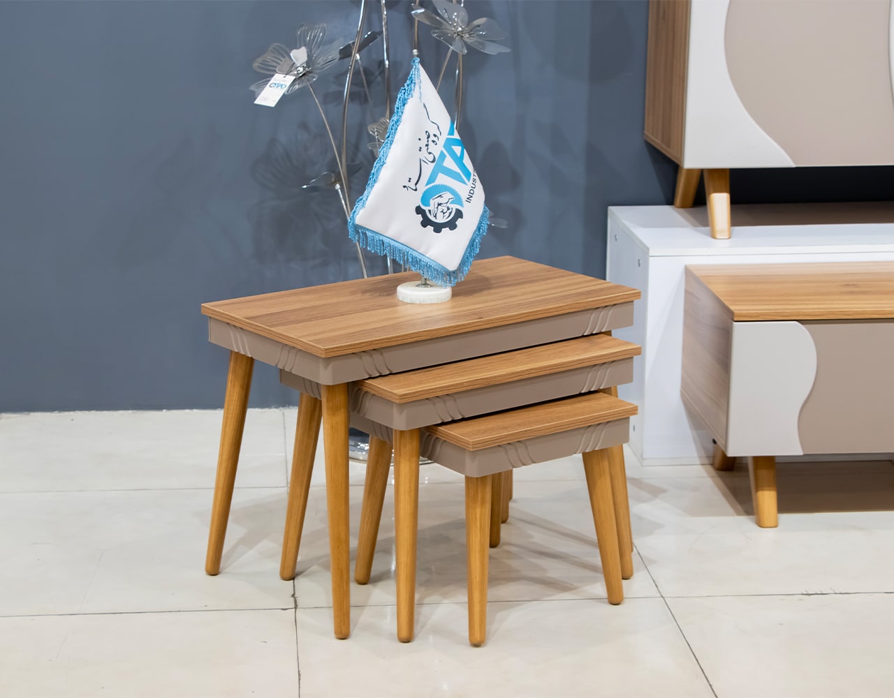 طقم مرآة وكونسول كامل – طراز سكارليت