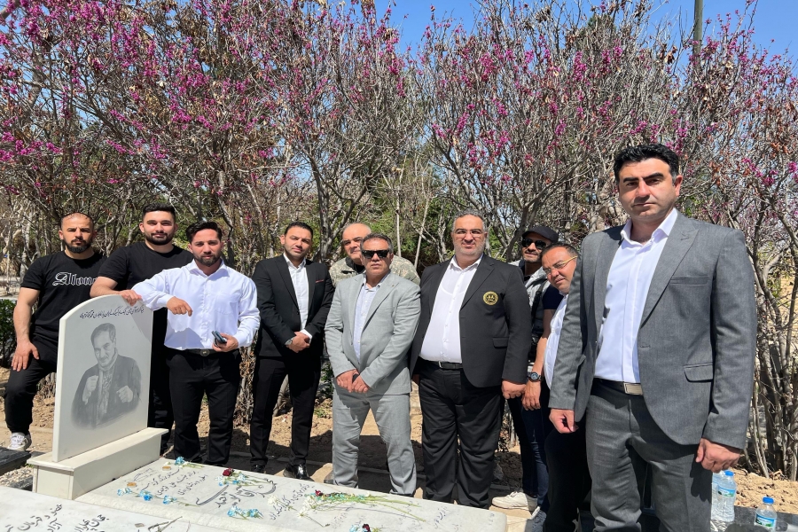 حضور اهالی موی تای بر سر مزار محمدآقا توحیدی